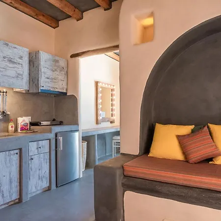 Pangaia Seaside ηotel Adults Only